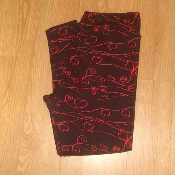 Charlie’s Project Heart Leggings - Picture 2 of 5
